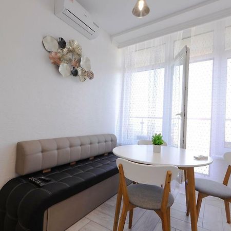 Skyview Apartments โอเดสซา ภายนอก รูปภาพ