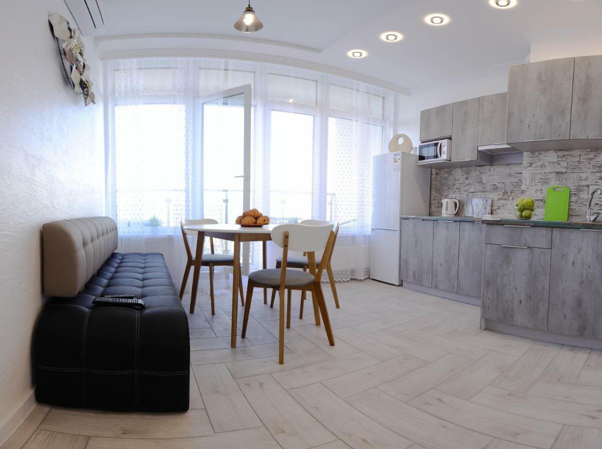 Skyview Apartments โอเดสซา ภายนอก รูปภาพ
